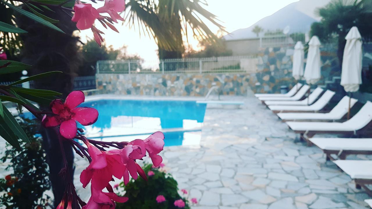 Bed & Breakfast Perivolos